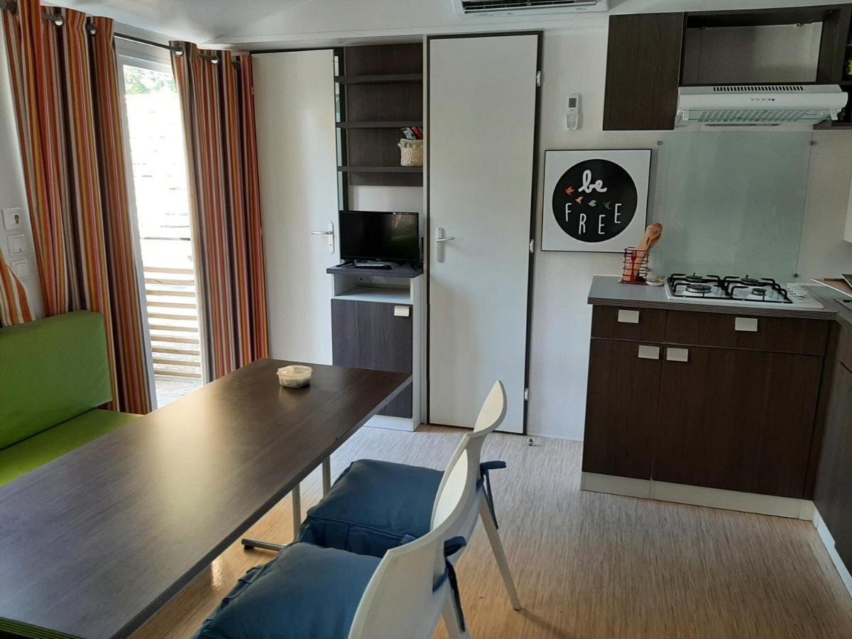 Mobile Home Entierement Equipe La Roque-d'Antheron Exterior photo